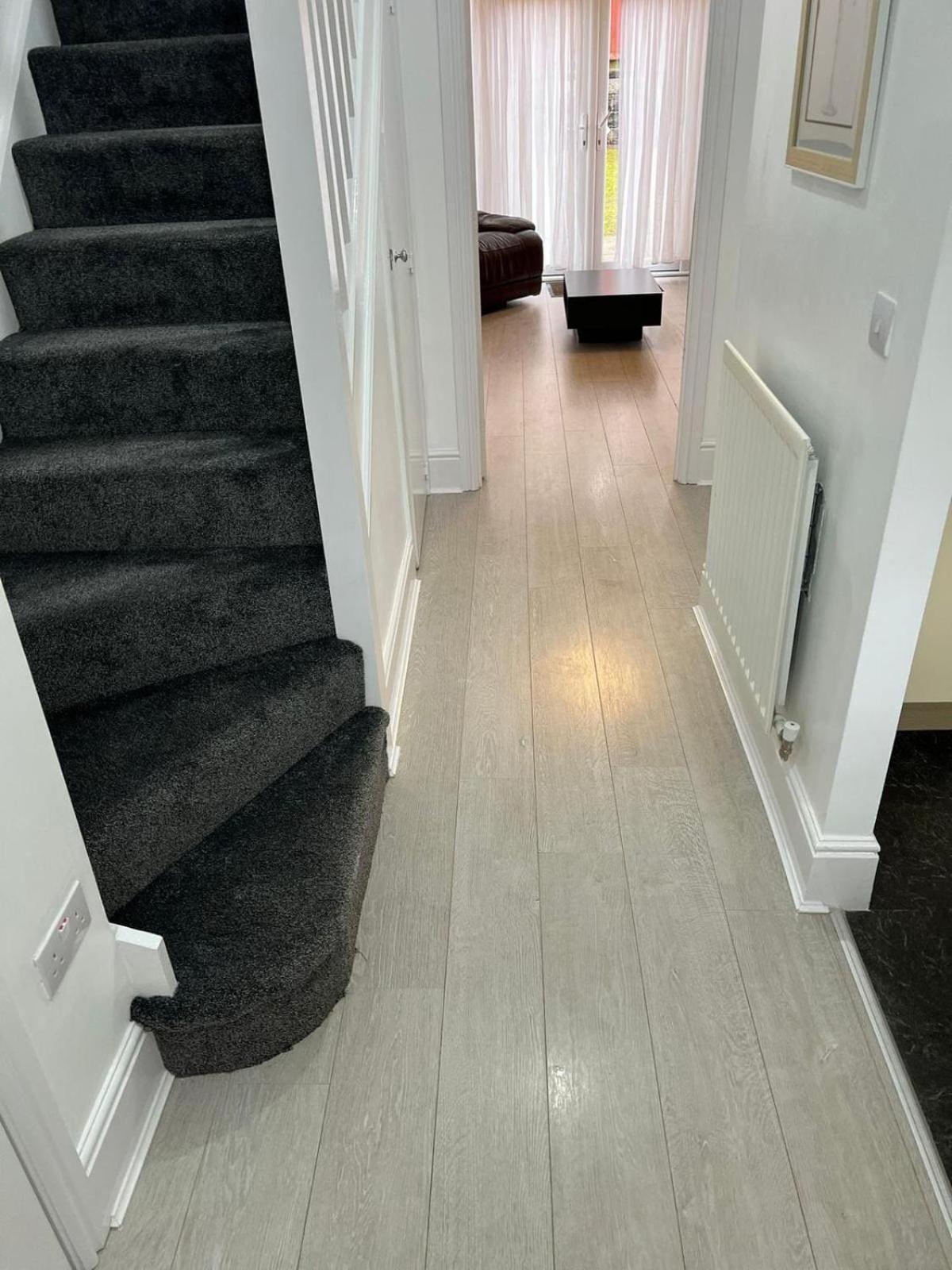 Apartment Faversham Place *